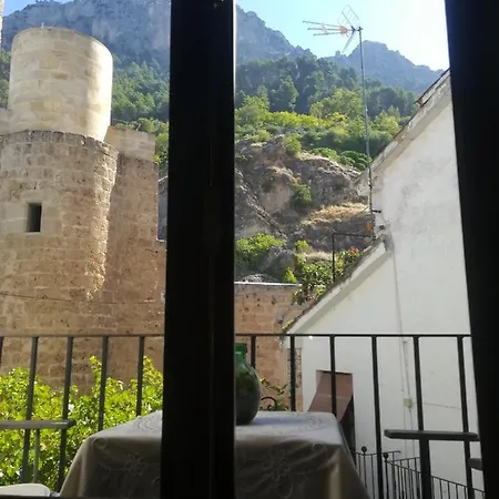 La Cueva De Juan Pedro Apartment *